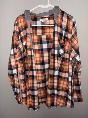 Natural Reflections Plaid Button-Down Shirt with Gray Hood - Rust, Navy, Cream